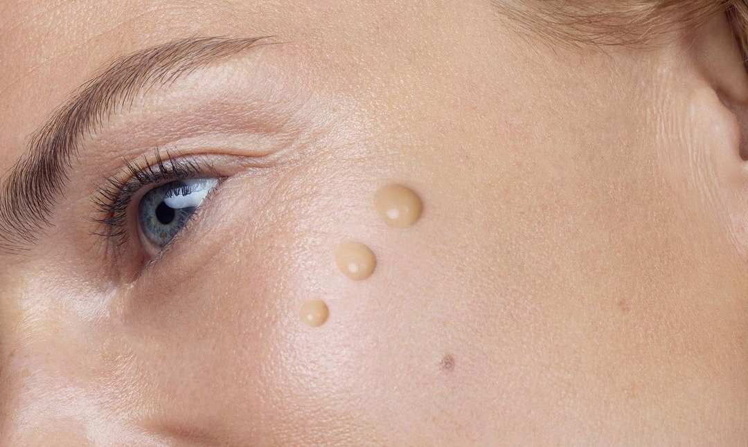 ¿Se pueden mezclar niacinamida y acido glicolico en la misma rutina de belleza?| L'Oréal Paris